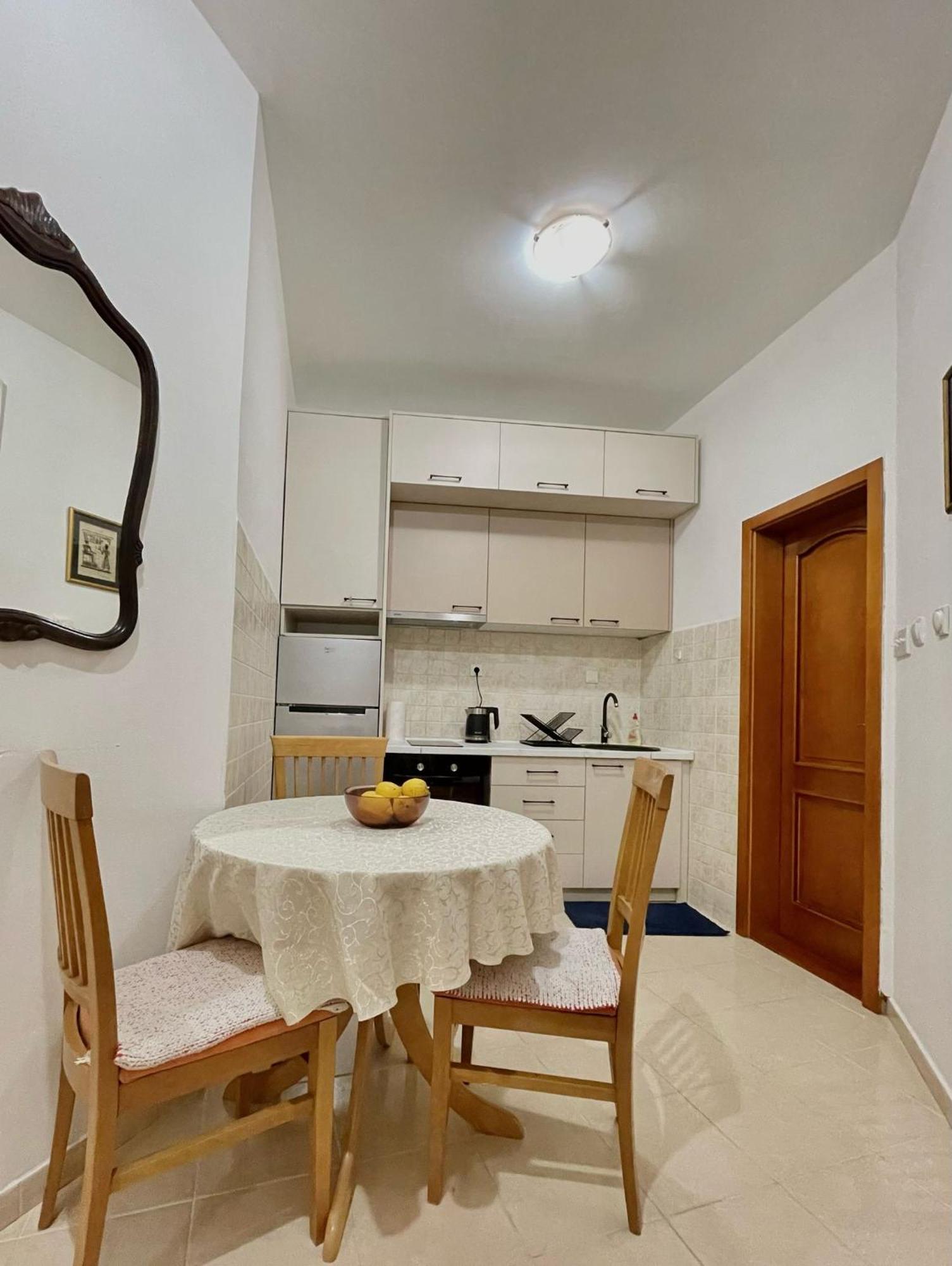 Apartment Kralj Kotor Exteriér fotografie